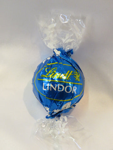 Lindt Lindor Sea Salt Milk Chocolate